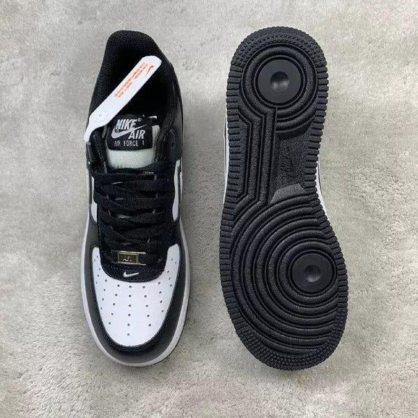 Nike Air Force 1 ‘07 "Black & White Classic"