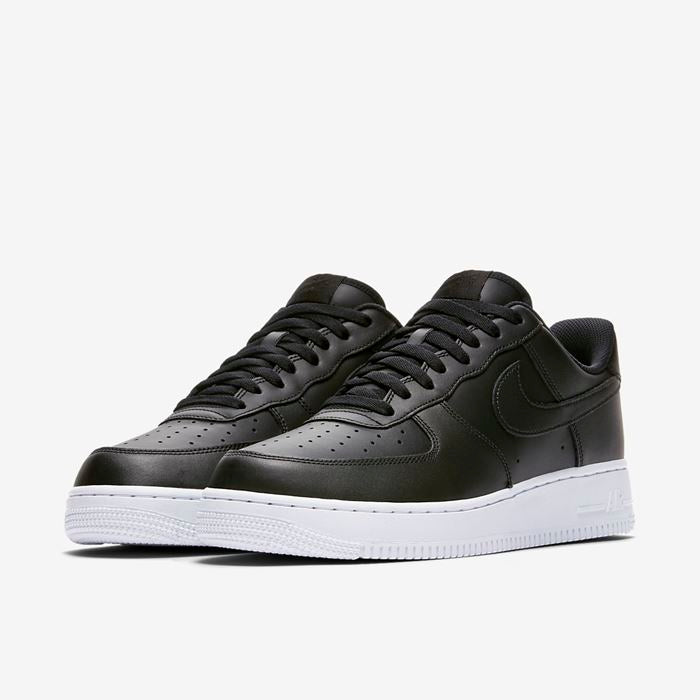 Nike Air Force 1 Low "Blackout Classic