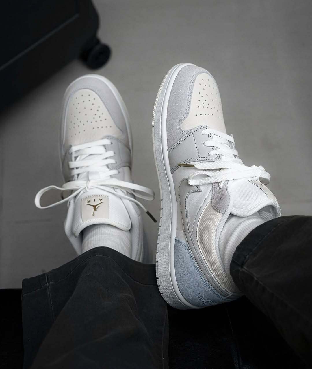 Air Jordan 1 Low “Paris”  Elegance in Every Step