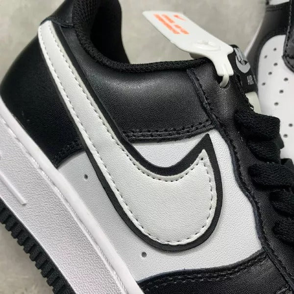 Nike Air Force 1 ‘07 "Black & White Classic"