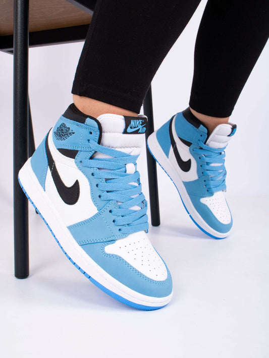 Nike Air Jordan 1 Mid “University Blue/Black”