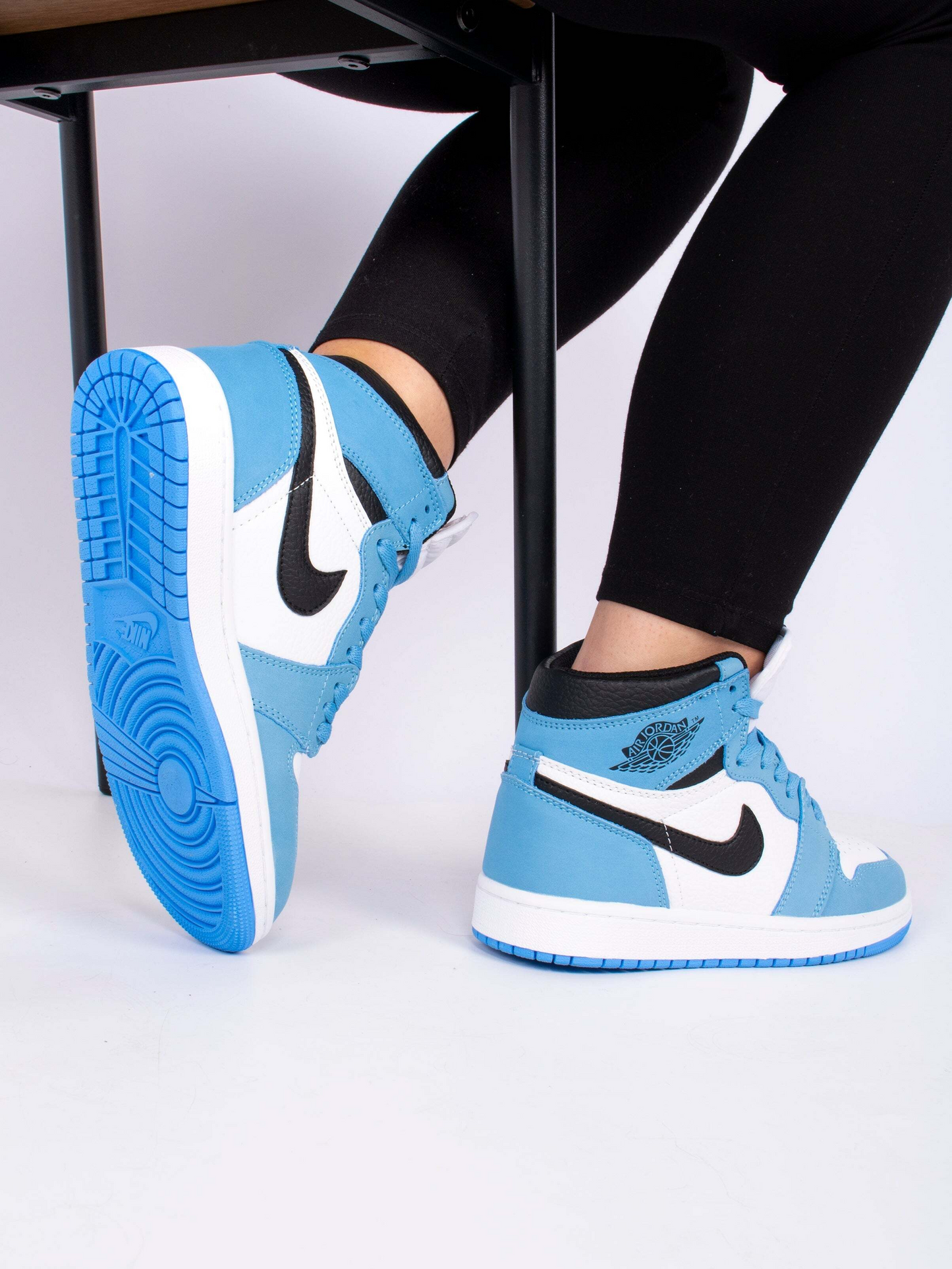 Nike Air Jordan 1 Mid “University Blue/Black”
