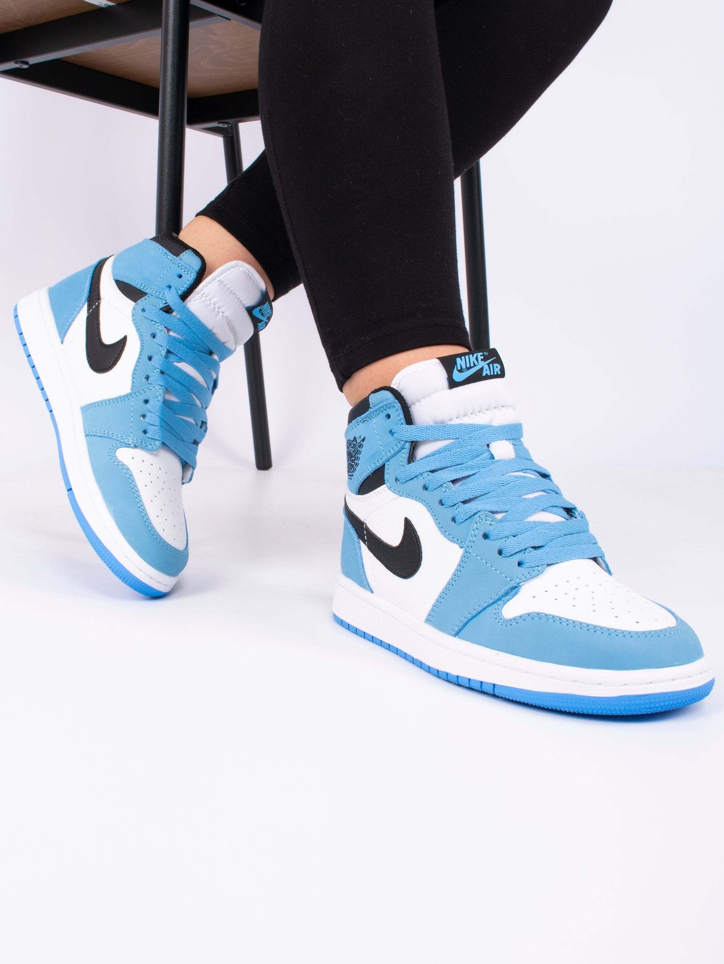 Nike Air Jordan 1 Mid “University Blue/Black”
