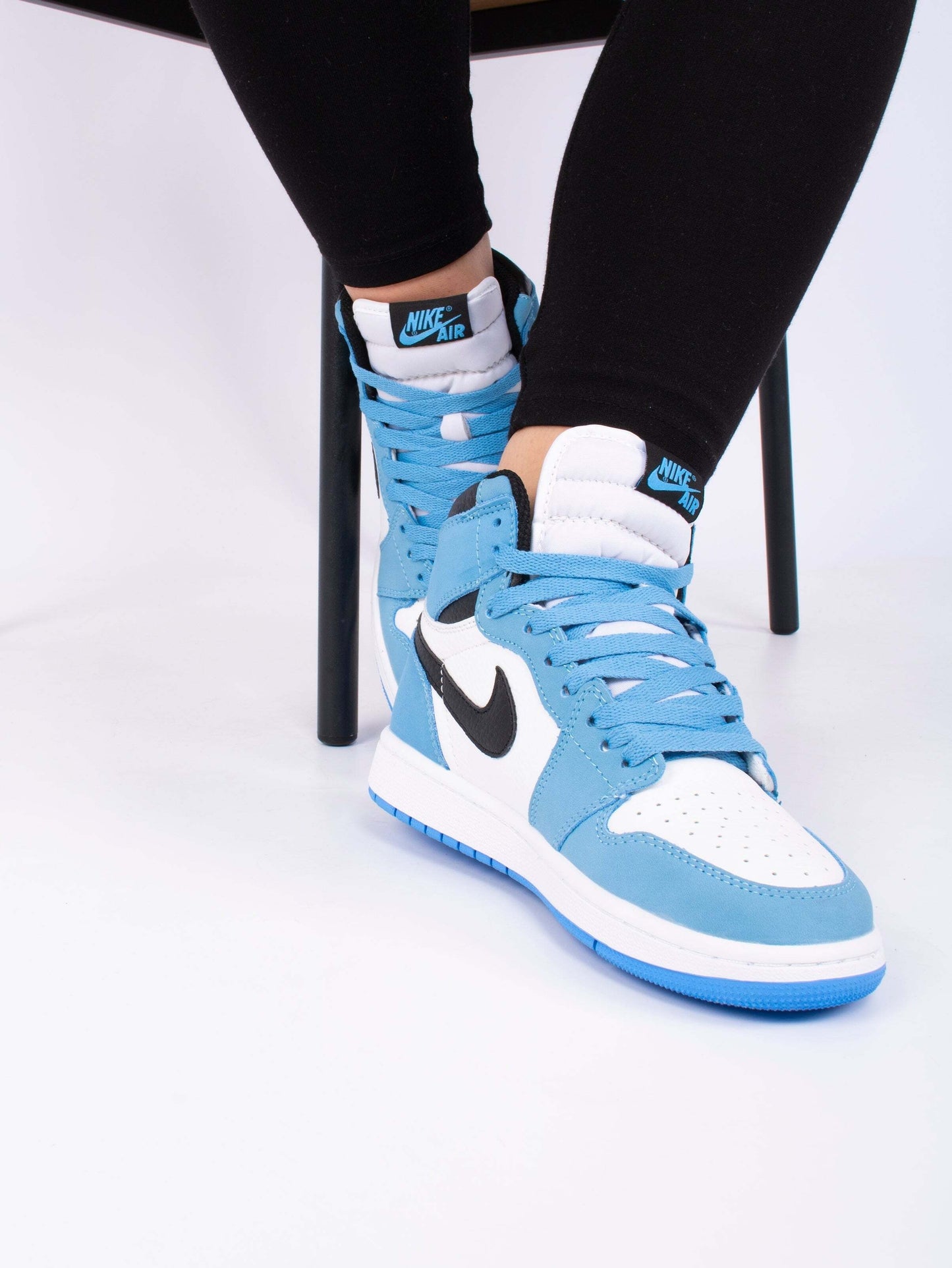 Nike Air Jordan 1 Mid “University Blue/Black”