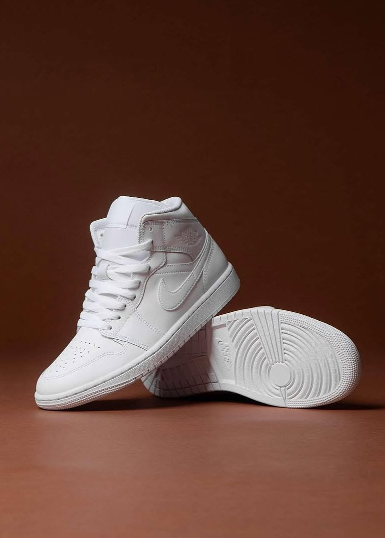Nike Air Jordan 1 Mid "Triple White"